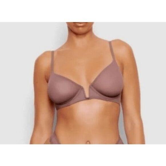 Skims NWT size 32A sheer mesh one wire bra - plum - Picture 1 of 5